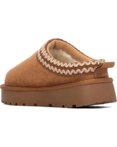 XTI 154020 PLATEAU-CLOGS CAMEL