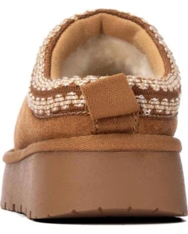 XTI 154020 PLATEAU-CLOGS CAMEL