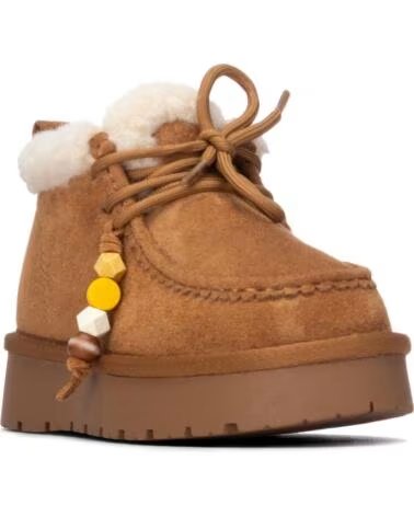 BOTTINES POUR FEMMES XTI 154131 EN COULEUR CAMEL