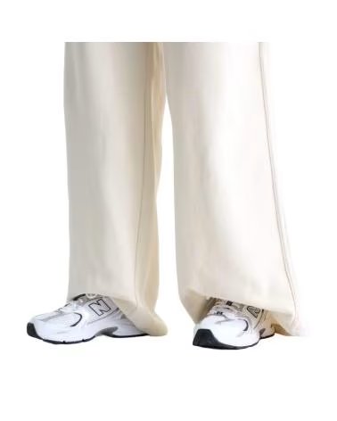 NEW BALANCE PANTALONES BRUSHED COASTAL FLEECE PANT WB6220LW BEIGE