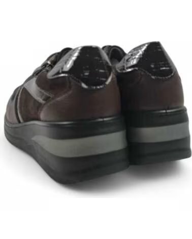 TIMBOS SAPATILHAS CUNHA INTERIOR 132060 CASTANHO MARRON