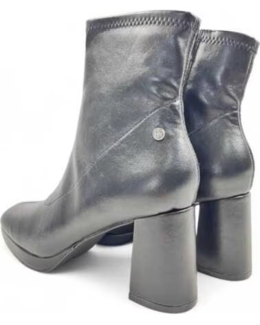 TIMBOS BOTIM SALTO PLATAFORMA 132219 NEGRO