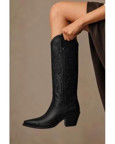 BB UP BOTA COWBOY DE MUJER NEGRA CON TACON CORTO 2642 ANTE NEGRO BLACK