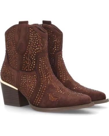 SPORT3PUNTO0 VR5-2062 BOTINES ESTILO COWBOY DE ANTE MARRÓN CON TACHUELAS VARIOS COLORES