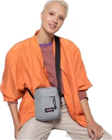 EASTPAK BANDOLERA EK000045363 GRIS