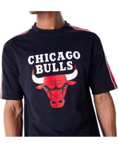 NEW ERA KURZARMSHIRT 60564797-001 CHICAGO BULLS NEGRO