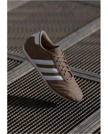 ADIDAS Zapatillas Jp8137 en marron para ninos unisex TRABRN-FTWWHT-GUM3