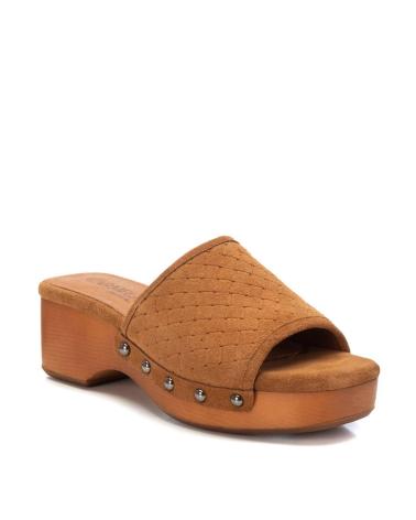 Zuecos de Mujer CARMELA 160635 CAMEL