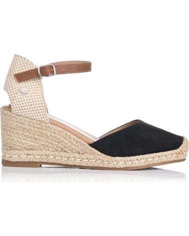XTI 140746 ZAPATO SRA NEGRO