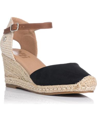 XTI 140746 ZAPATO SRA NEGRO
