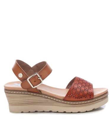 Sandali per Donna XTI 140906 CAMEL