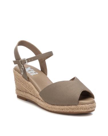 Sandali per Donna XTI 140936 TAUPE