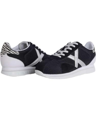 Esportes  de Mulher e Menina MUNICH ZAPATILLA SAPPORO SKY 64 NEGRO P 64 NEGRO PLATA