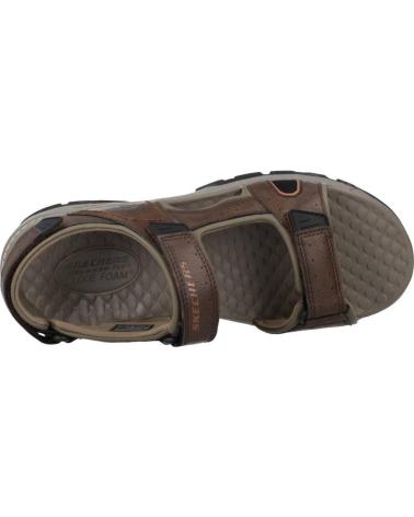 SKECHERS SANDALIA CON VELCROS PARA HOMBRE 204106 COLOR MARRON BROWN