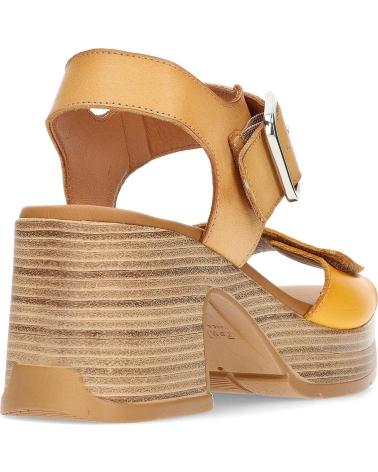 Schuhe für Damen PAULA URBAN SANDALIAS 25-544 CAMEL