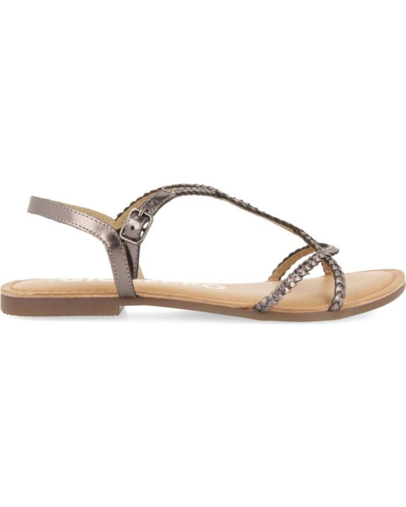 GIOSEPPO SANDALIA PLANA NIOAQUE 69112 GRIS