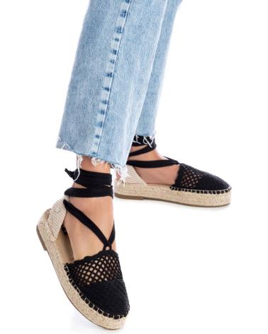Sandalen für Damen XTI 140797 TEXTIL NEGRO