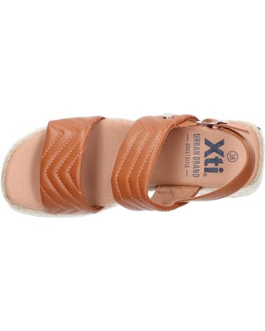 Sandali per Donna XTI 44313 C CAMEL