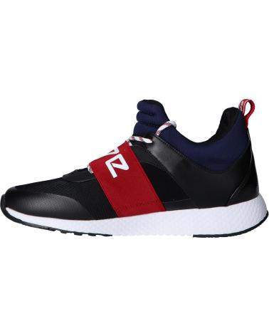 Sapatilhas de Mulher PEPE JEANS PLS30932 KOKO 999 BLACK